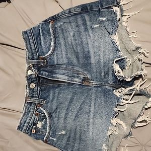 Size 00 a&f shorts
